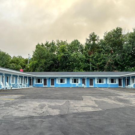 Stiles Motel Hill View 우드스톡 외부 사진