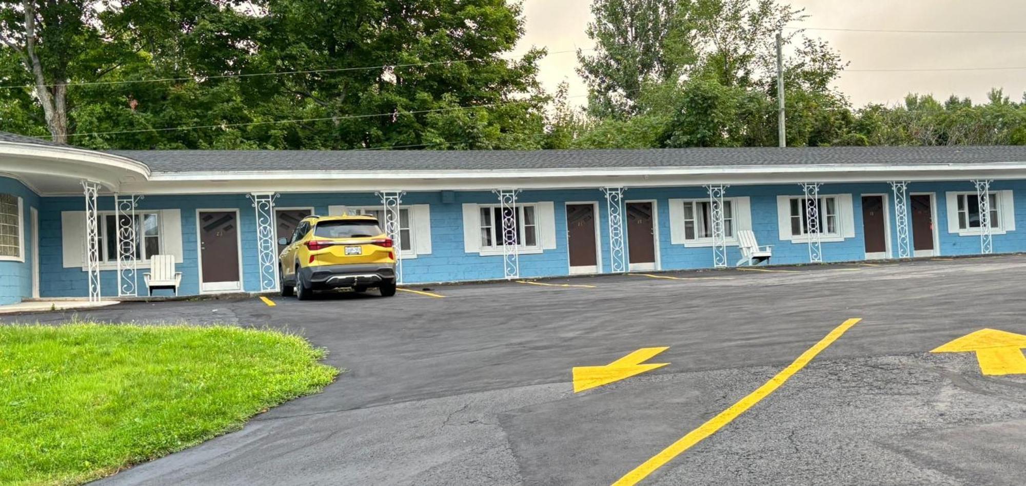 Stiles Motel Hill View 우드스톡 외부 사진