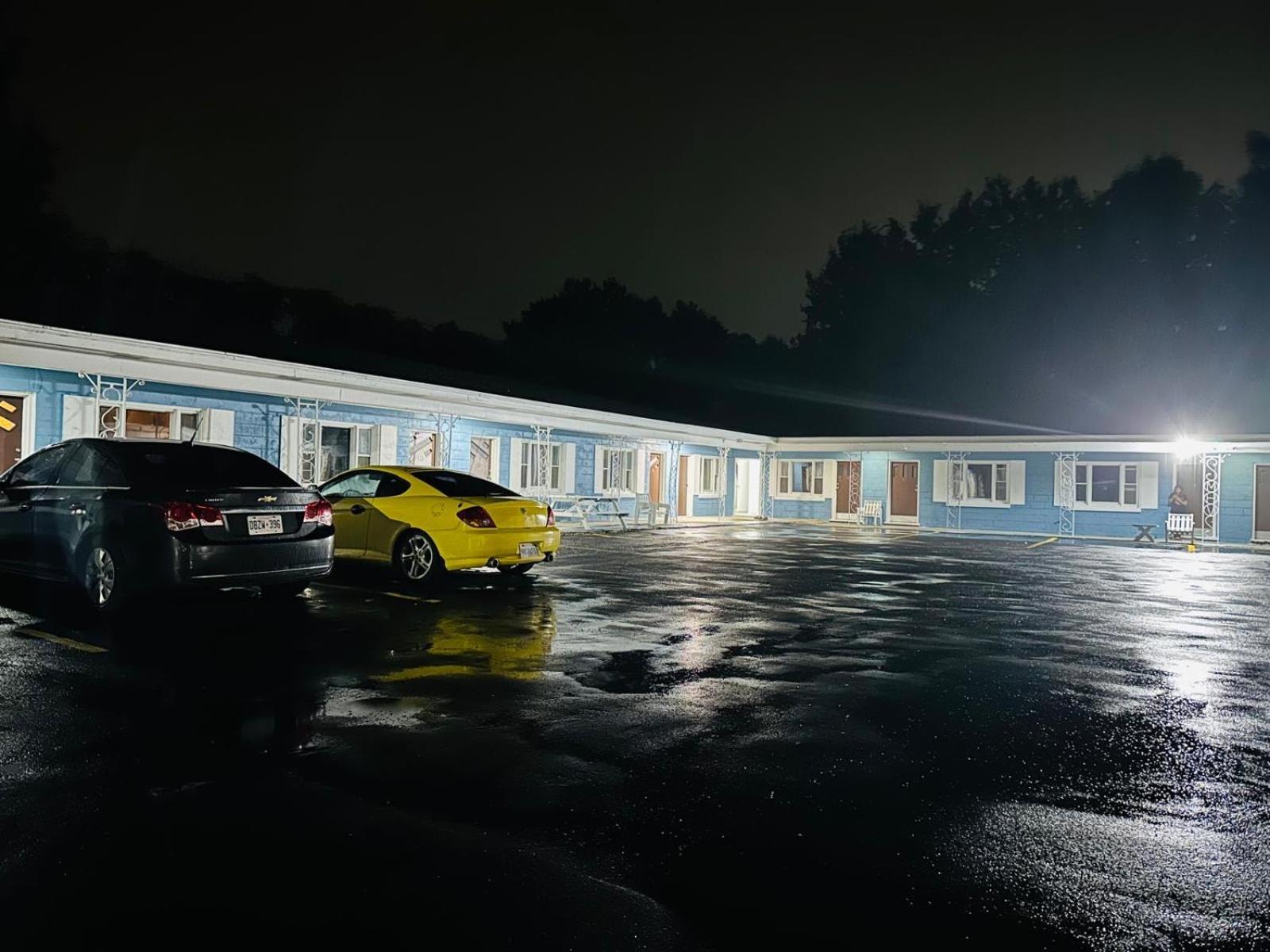 Stiles Motel Hill View 우드스톡 외부 사진
